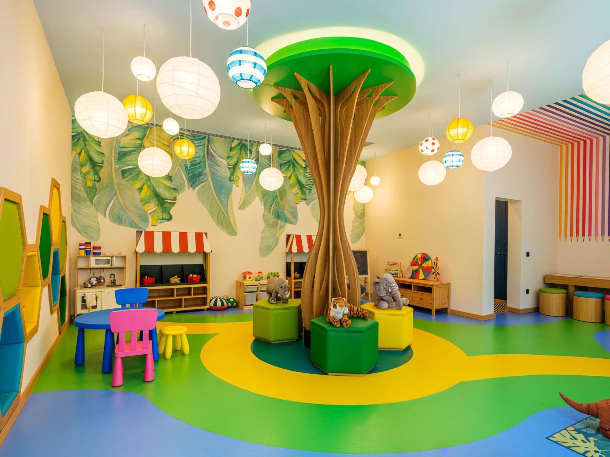 Rixos Premium Dubrovnik Hotel Bagian luar foto Nursery in a kindergarten