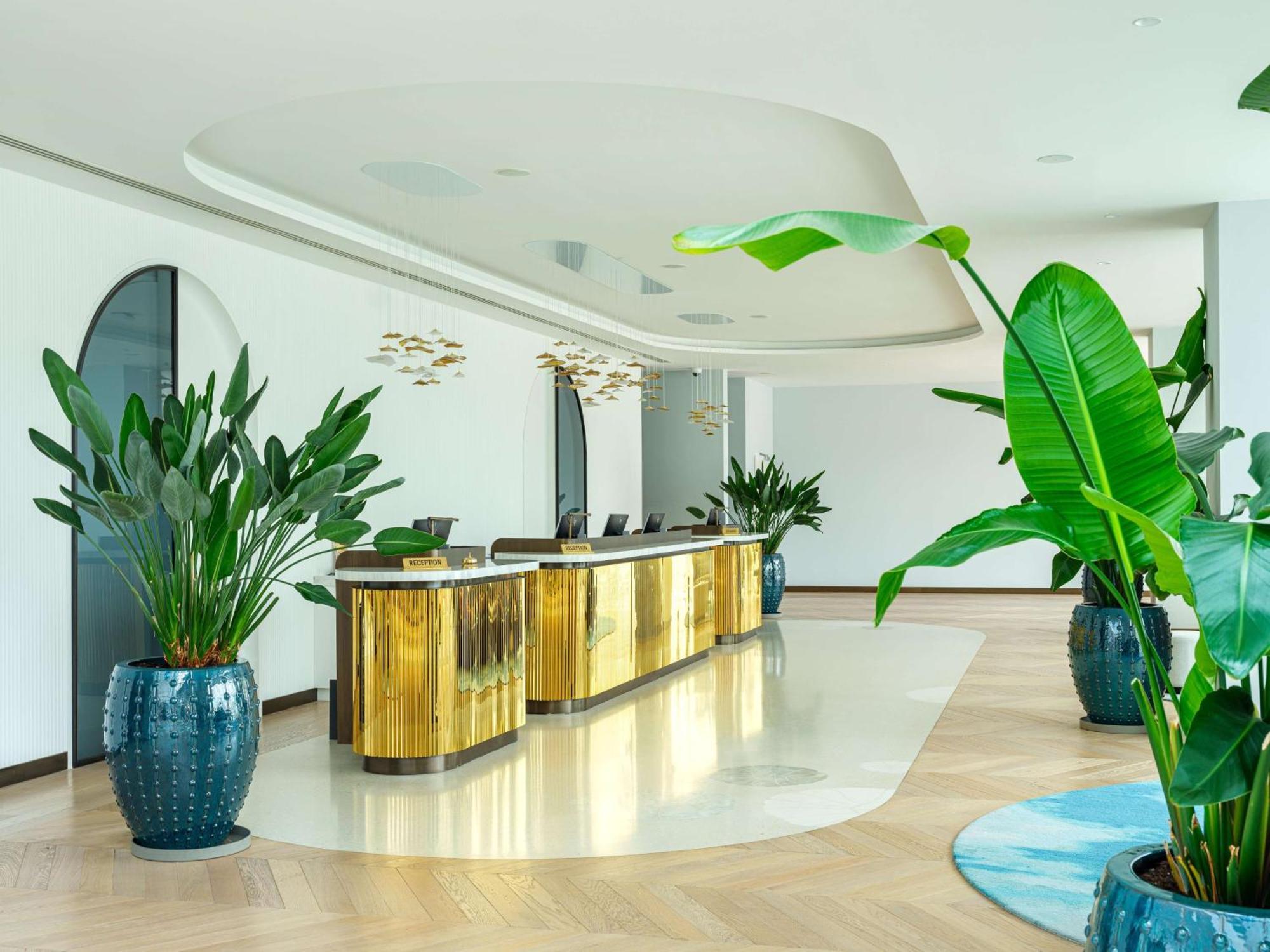 Rixos Premium Dubrovnik Hotel Bagian luar foto The lobby of the hotel